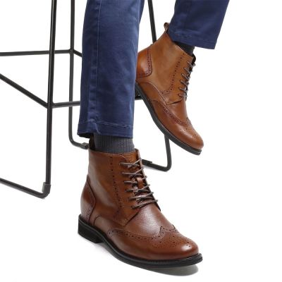 CHAMARIPA botas elevadoras invisibles de aumento de altura botas de cuero marrón para hombre 7CM