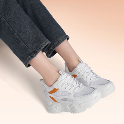 Zapatos Con Alzas Mujer - Deportivas Con Tacon Oculto - Zapatillas De Malla Blancas Con Detalles En Naranja 10 CM