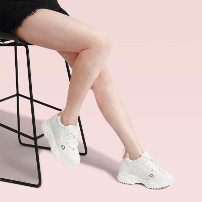 Deportivas Con Alzas - Zapatos Con Alzas Mujer Blancos De Piel De Vaca Y Malla 8 CM